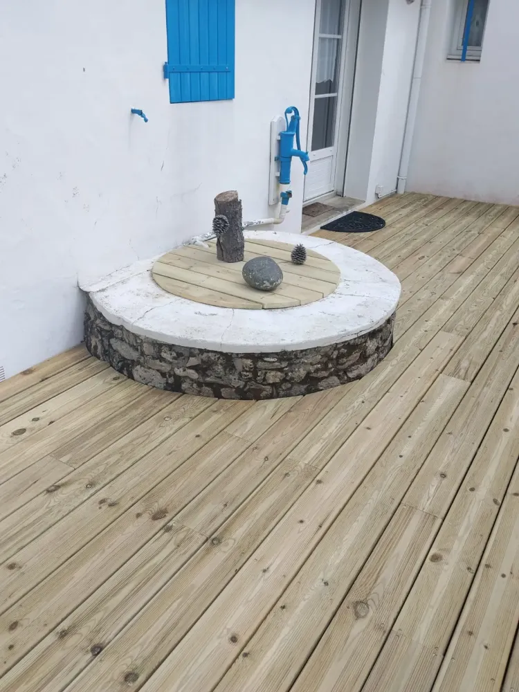 TERRASSE PUIT